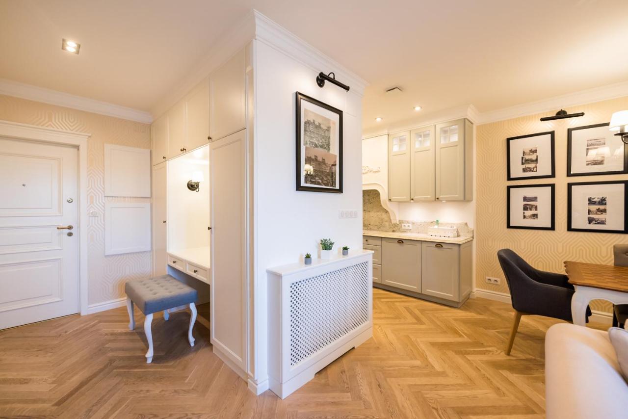 Lovely Apartment In The Heart Of Varşova Dış mekan fotoğraf