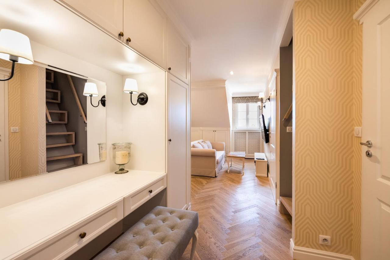 Lovely Apartment In The Heart Of Varşova Dış mekan fotoğraf
